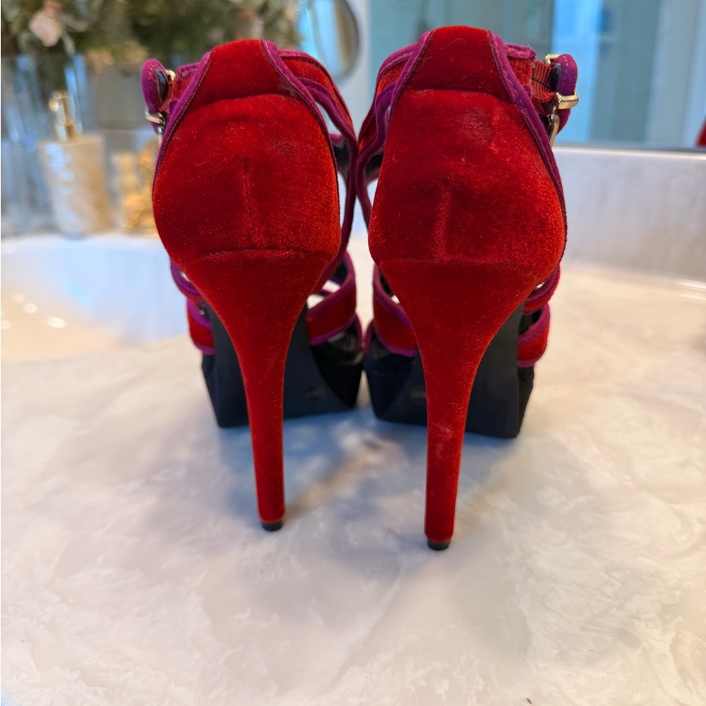 Jessica Simpson BRUNO Very Red Velvet Platforms Strappy Heels Shoes, 7M - Picture 4 of 12